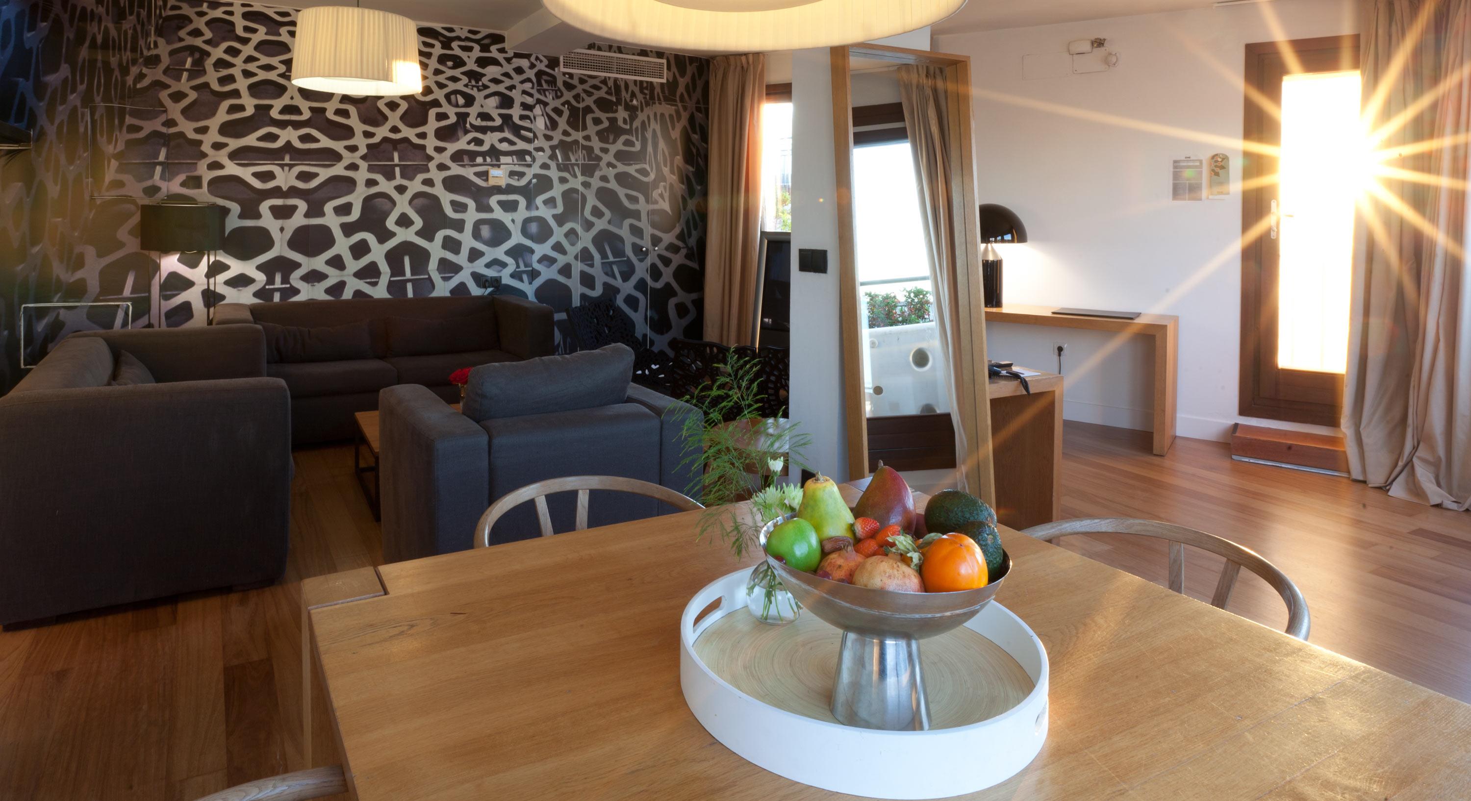 อีเอ็มอี คาเตดราล เมร์เซร์ Hotel เซบีญา ภายนอก รูปภาพ A typical apartment