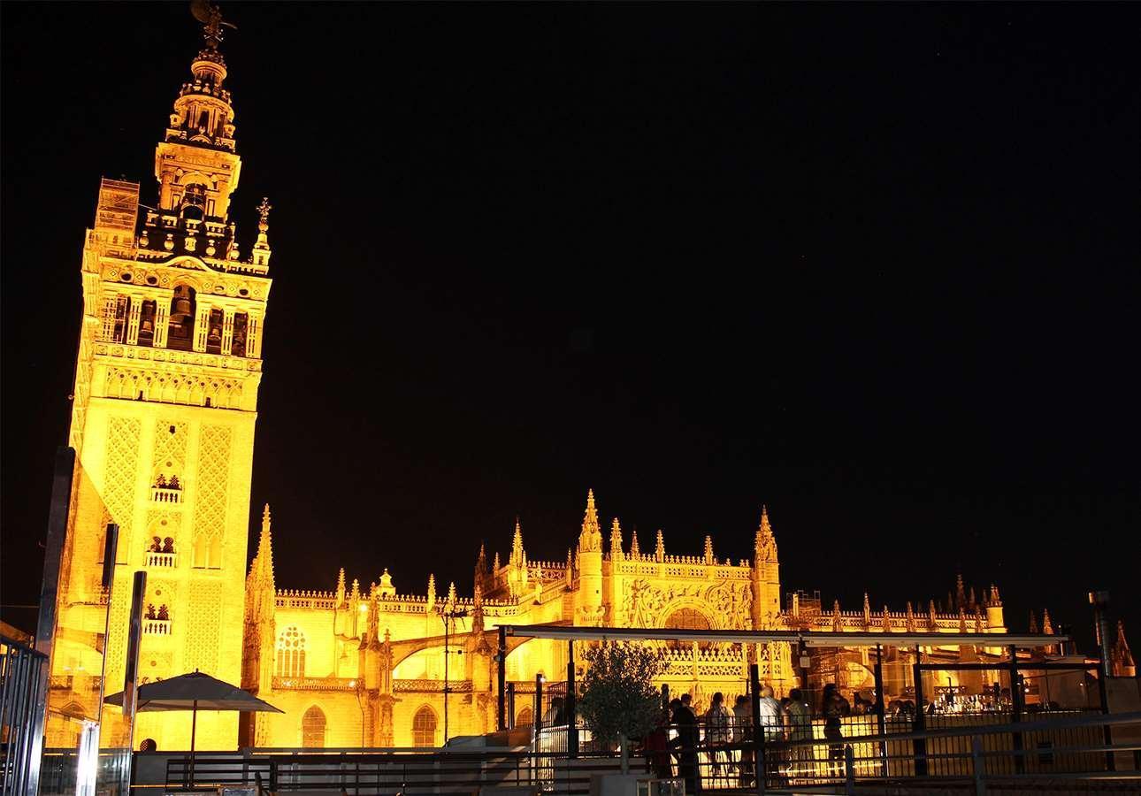 อีเอ็มอี คาเตดราล เมร์เซร์ Hotel เซบีญา ภายนอก รูปภาพ The Mosque–Cathedral of Córdoba